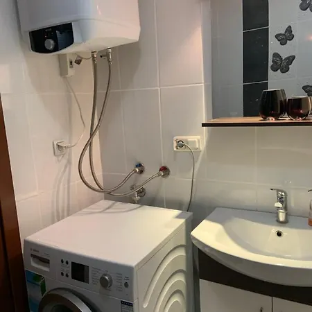 Apartment Altinoluk Merkezde Bakimli Daire *